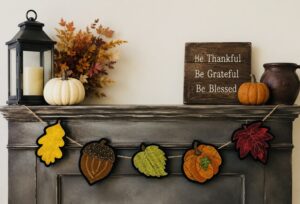 Gallery 2 | KL Designs Online | KLDesignsOnline.com | Hand Designed Wool Applique Patterns by Karen Yaffe “Fall Favorites” Garland Series. 5”x 5” | $5.50 wholesale pattern | KLDesignsOnline.com | KL Designs by Karen Yaffe | Hand Designed Wool Appliqué Patterns by Karen Yaffe